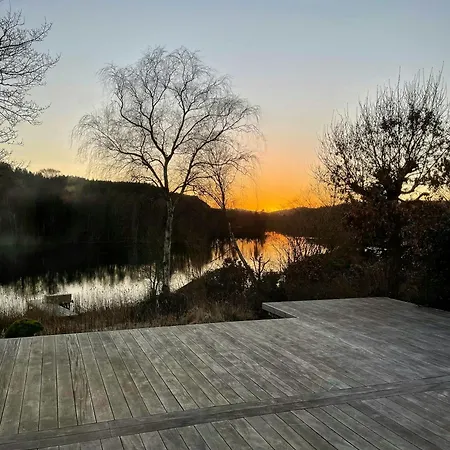 Casa de Férias Lakeside In Scenic Virklund